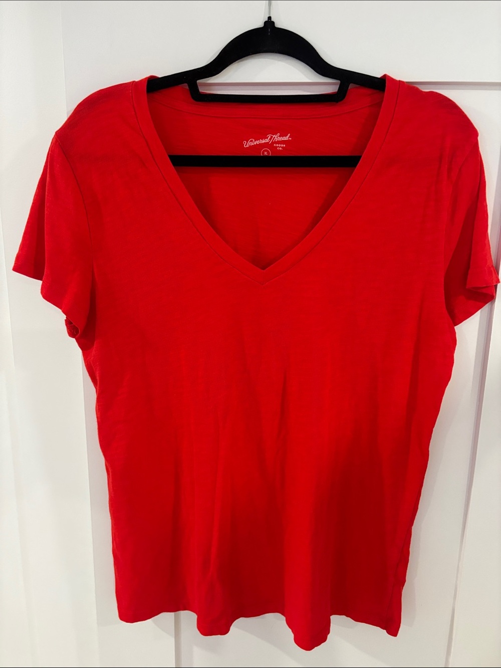 Vera Wang Bright Red V-Neck Short Sleeve Tee